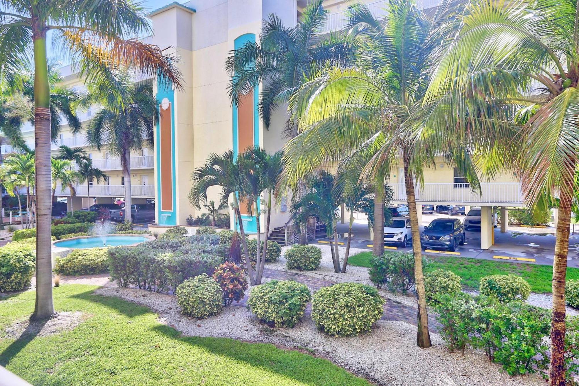 Sunset Vistas 211N Villa St. Pete Beach Exterior photo
